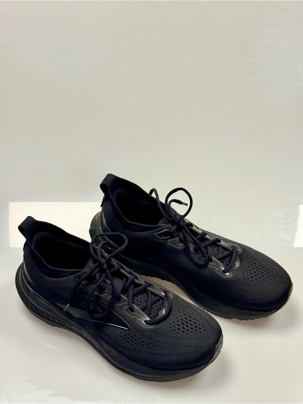 Brooks Glycerin 23 Men’s 11.5 D Black Running Shoes 1104761D020